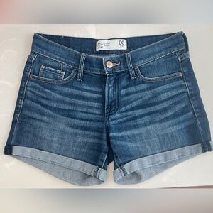 A&F Blue Jean Shorts – Stylish & Comfortable